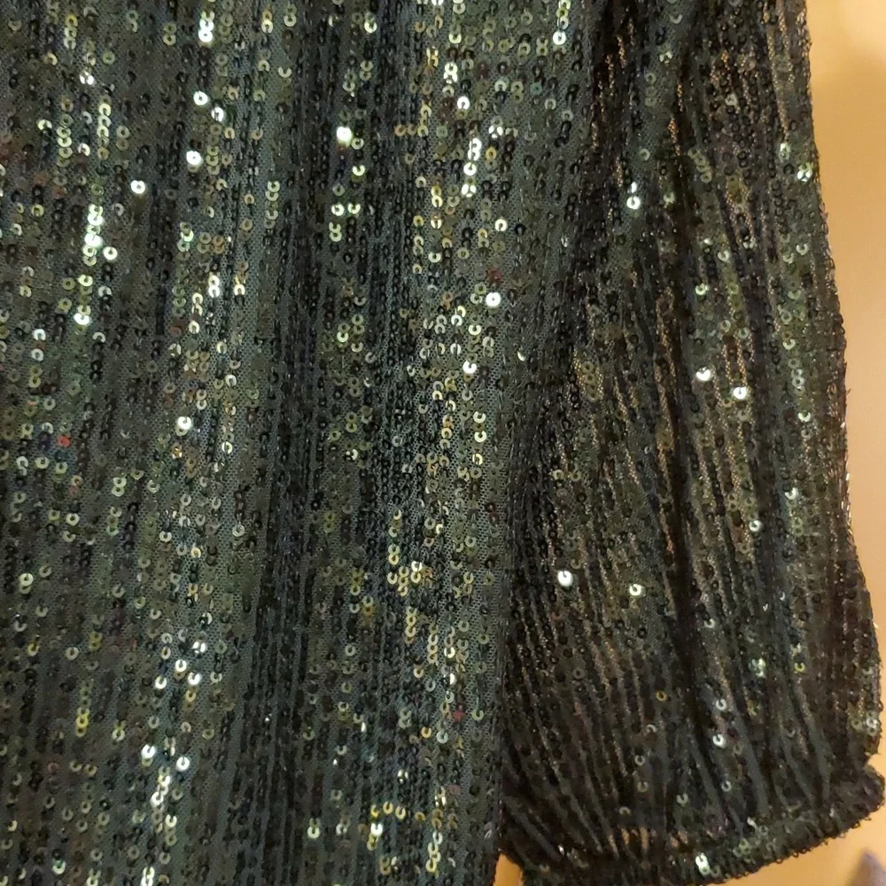 NEW Crown & Ivy top sz Med - Picture 2 of 6